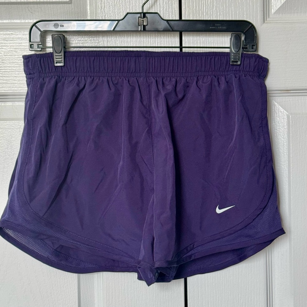 Nike Women's Navy Tempo Running Shorts